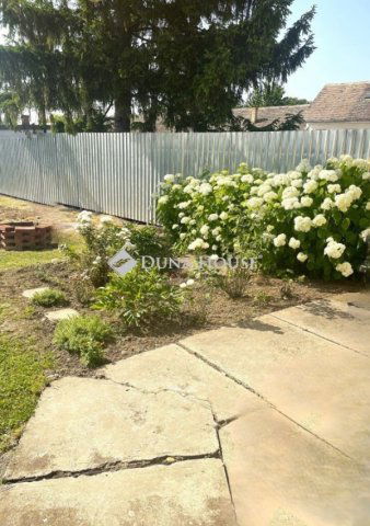 Eladó családi ház, Mohácson 87.2 M Ft, 7 szobás