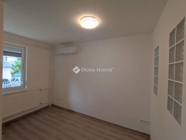 Kiadó téglalakás, albérlet, Budapesten, XVIII. kerületben