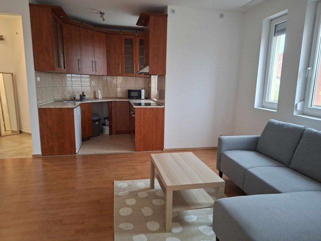 Kiadó téglalakás, albérlet, Dunakeszin 240 E Ft / hó