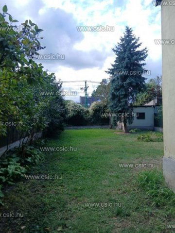 Eladó családi ház, Budapesten, III. kerületben 59.9 M Ft