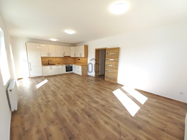 Eladó családi ház, Balmazújvárosban 89.9 M Ft, 4 szobás