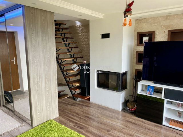 Eladó családi ház, Szentendrén 149 M Ft, 4 szobás