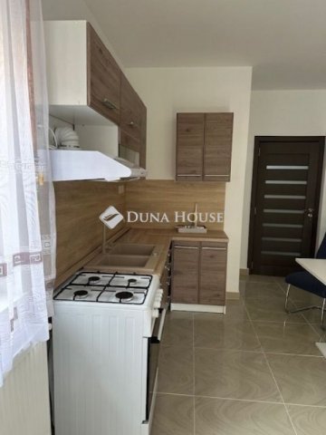 Kiadó családi ház, albérlet, Debrecenben 200 E Ft / hó