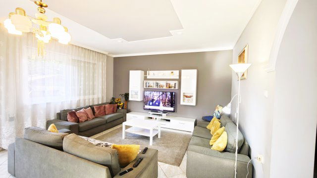 Eladó ikerház, Gödön 131 M Ft, 4 szobás / költözzbe.hu