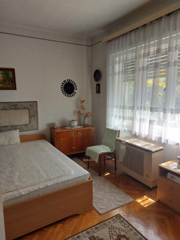 Eladó családi ház, Szabadszálláson 26.5 M Ft, 2 szobás