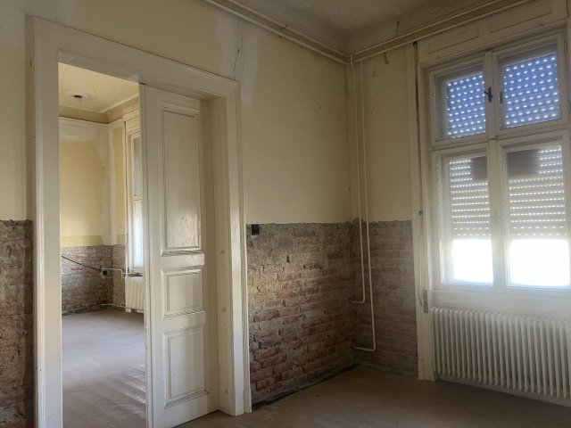 Eladó családi ház, Orosházán 67 M Ft, 4 szobás