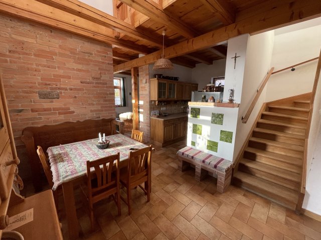 Eladó családi ház, Bakonybélben 128 M Ft, 4 szobás