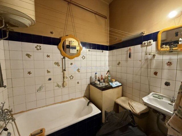 Eladó téglalakás, Budapesten, III. kerületben 71.99 M Ft