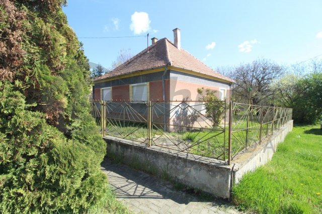 Eladó családi ház, Dukán 19 M Ft, 2 szobás