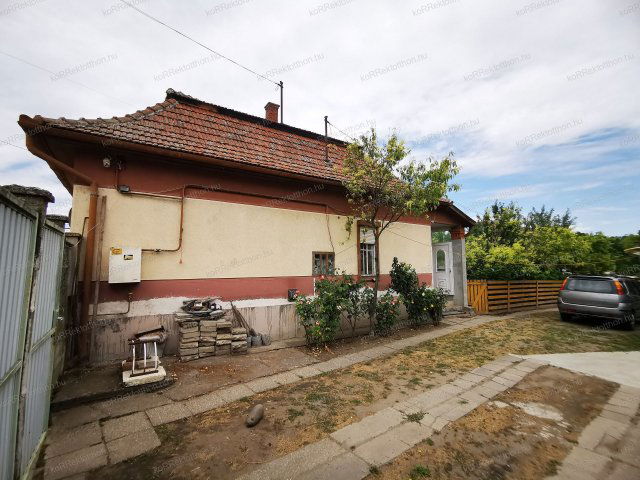 Eladó családi ház, Jászfelsőszentgyörgyön 25.5 M Ft, 2 szobás