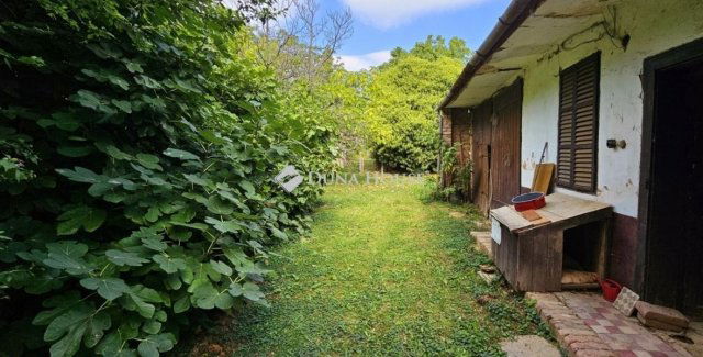 Eladó családi ház, Véménden 14.99 M Ft, 2 szobás