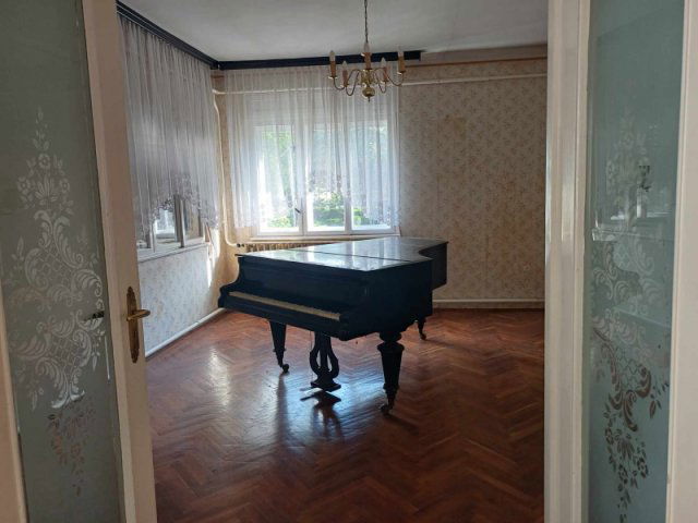 Eladó családi ház, Pilisszentivánon 75 M Ft, 6 szobás