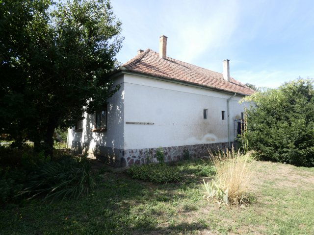 Eladó családi ház, Szegeden, Radnóti utcában 68.9 M Ft