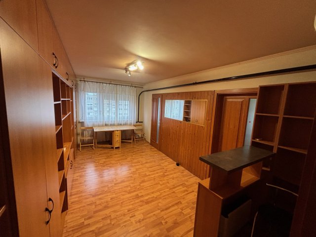 Eladó panellakás, Budapesten, III. kerületben 76.5 M Ft, 4 szobás