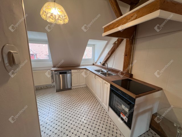 Kiadó téglalakás, albérlet, Sopronban 290 E Ft / hó, 3 szobás