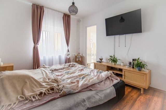 Eladó családi ház, Budapesten, XVII. kerületben 95.9 M Ft