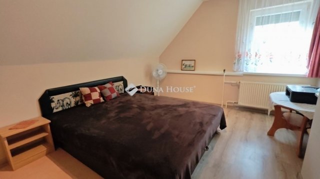 Eladó családi ház, Kecskeméten 99 M Ft, 5 szobás