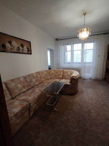 Eladó téglalakás, Dunaújvárosban 32 M Ft, 2 szobás