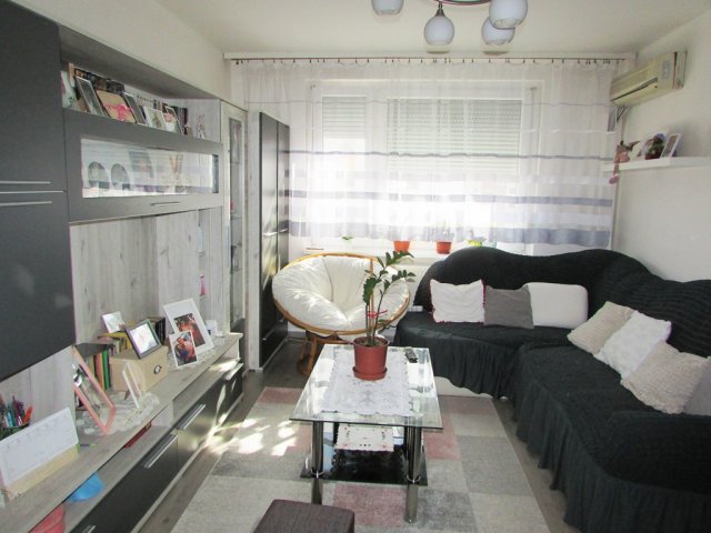 Eladó panellakás, Budapesten, XV. kerületben, Zsókavár utcában