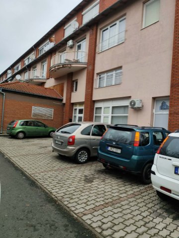 Eladó üzlethelyiség, Keszthelyen, Bercsényi Miklós utcában