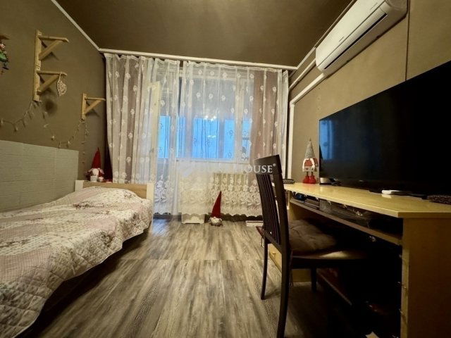 Eladó panellakás, Budapesten, III. kerületben 59.9 M Ft, 2 szobás