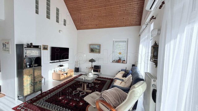 Eladó családi ház, Balatonszentgyörgyön 145.5 M Ft, 7 szobás