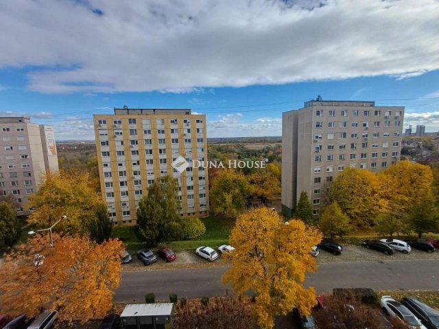 Eladó panellakás, Miskolcon, Középszer utcában 16.9 M Ft