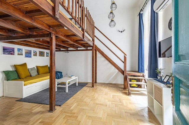 Kiadó téglalakás, albérlet, Budapesten, VI. kerületben