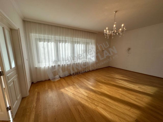 Kiadó családi ház, albérlet, XII. kerületben, Diós árkon