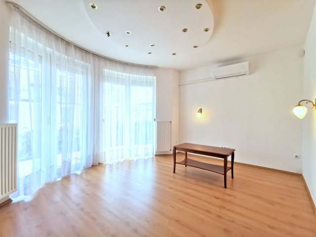 Kiadó téglalakás, albérlet, XVI. kerületben, Veres Péter úton