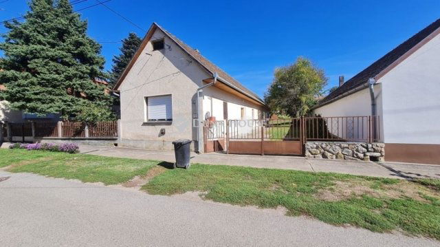 Eladó családi ház, Himesházán 25 M Ft, 3 szobás