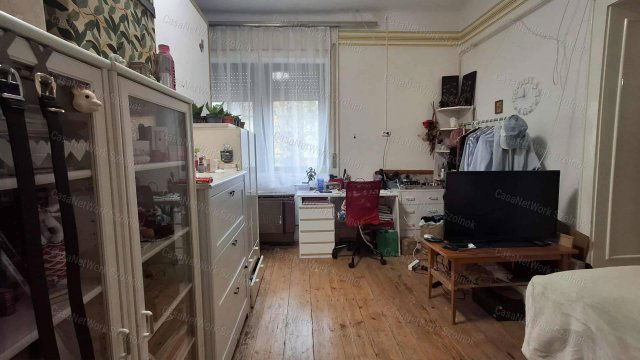 Eladó családi ház, Törökszentmiklóson 26.5 M Ft, 3+1 szobás