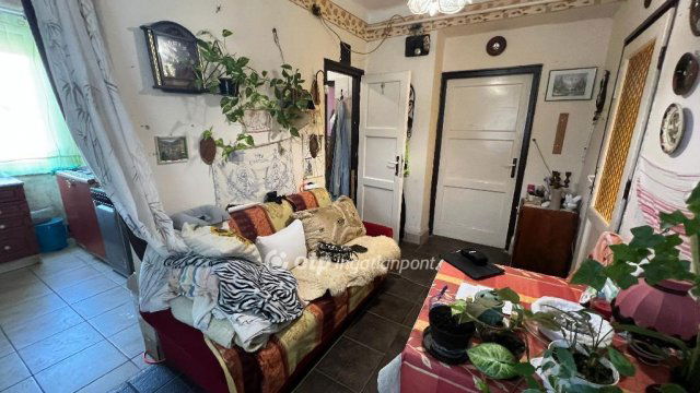 Eladó téglalakás, Sajószentpéteren 15 M Ft, 2 szobás