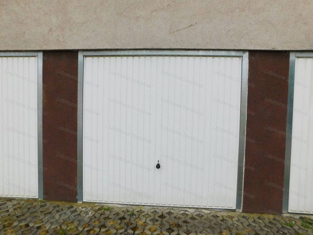 Eladó garázs, Dombóváron 7.75 M Ft, 1 szobás