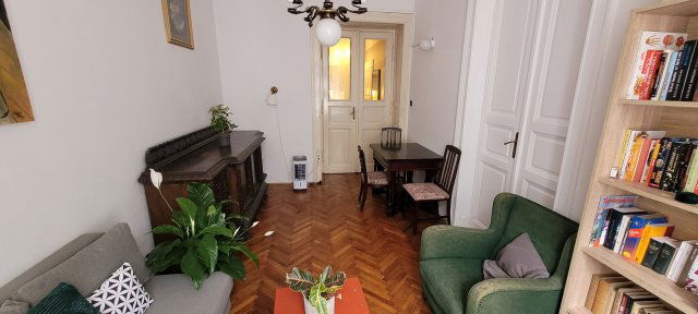 Eladó téglalakás, Budapesten, VI. kerületben 81.9 M Ft, 2 szobás