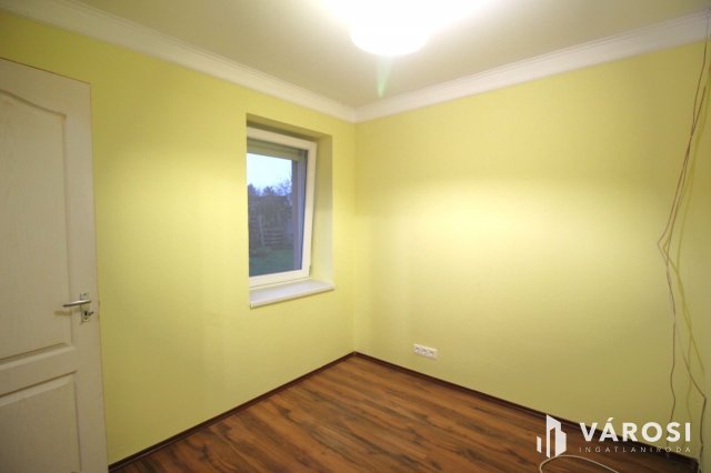 Eladó családi ház, Celldömölkön 30 M Ft, 2+1 szobás