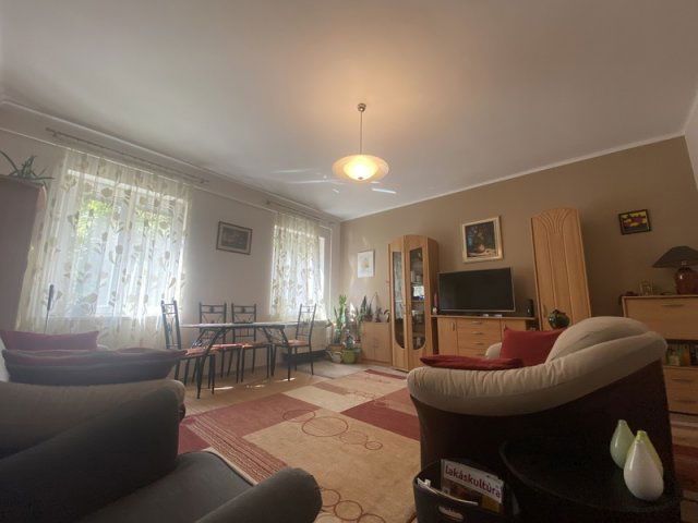 Kiadó téglalakás, albérlet, Debrecenben 195 E Ft / hó, 2 szobás