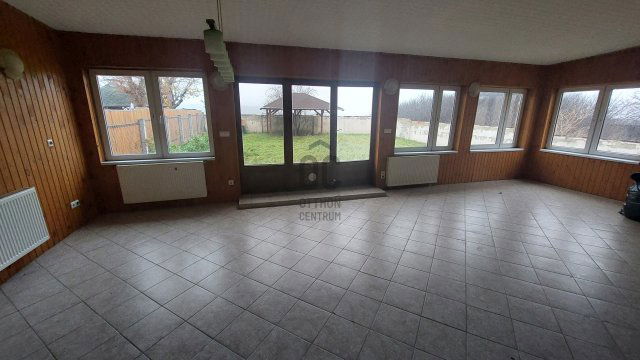 Eladó családi ház, Szécsényen 41.9 M Ft, 5 szobás