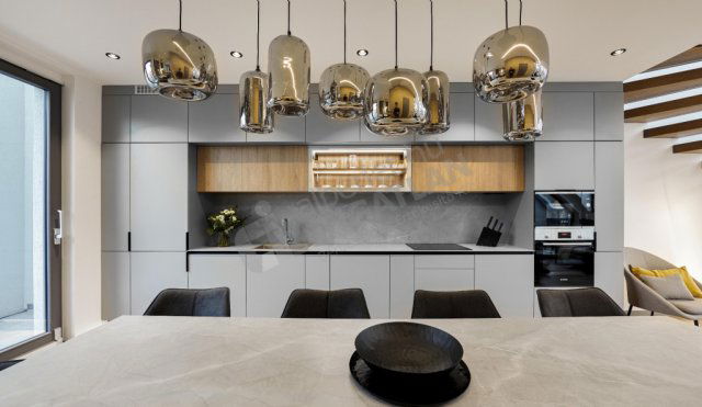 Kiadó téglalakás, albérlet, VI. kerületben, Zichy Jenő utcában