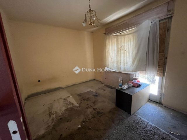 Eladó családi ház, Polgárdin 40 M Ft, 3 szobás