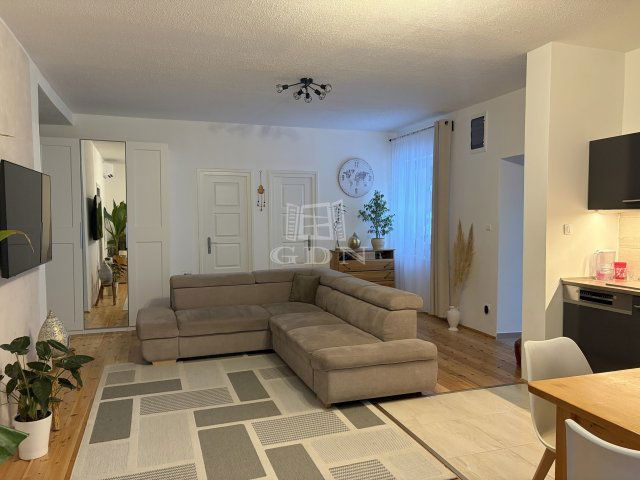 Eladó családi ház, Őrbottyánban 118 M Ft, 6 szobás