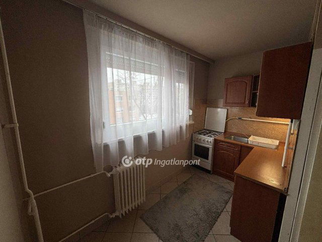 Eladó panellakás, Miskolcon 30.5 M Ft, 2 szobás