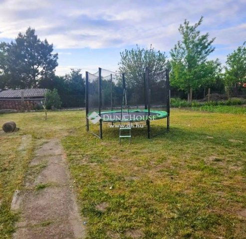 Eladó családi ház, Farmoson 38.9 M Ft, 4 szobás