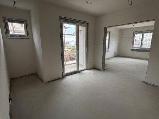 Eladó téglalakás, Tatabányán 80.55 M Ft, 3 szobás