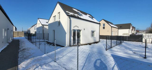 Eladó sorház, Vácon 99.9 M Ft, 4 szobás / költözzbe.hu