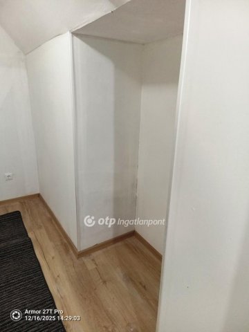 Eladó téglalakás, Budapesten, VIII. kerületben 22.5 M Ft