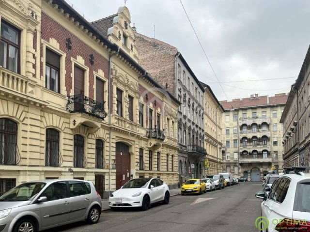 Eladó téglalakás, Budapesten, VIII. kerületben 84.9 M Ft