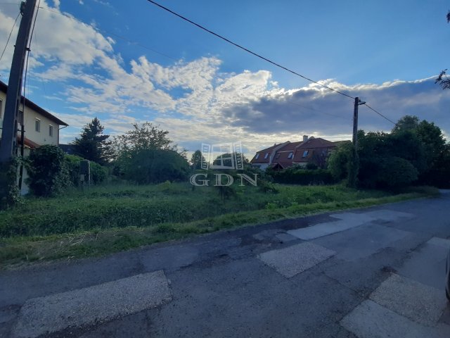 Eladó telek, Budapesten, XVII. kerületben 90 M Ft