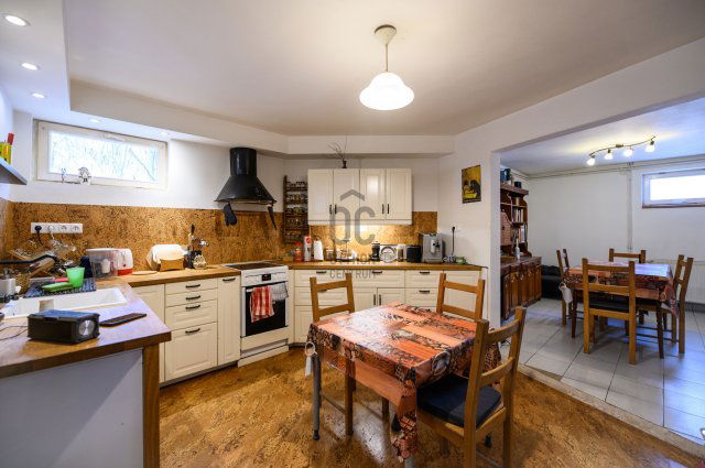 Eladó családi ház, Sóskúton 58 M Ft, 3 szobás