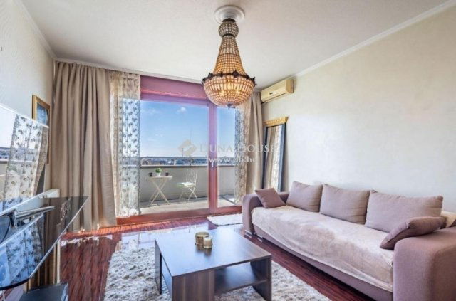 Eladó téglalakás, Budapesten, XIII. kerületben 159.2 M Ft